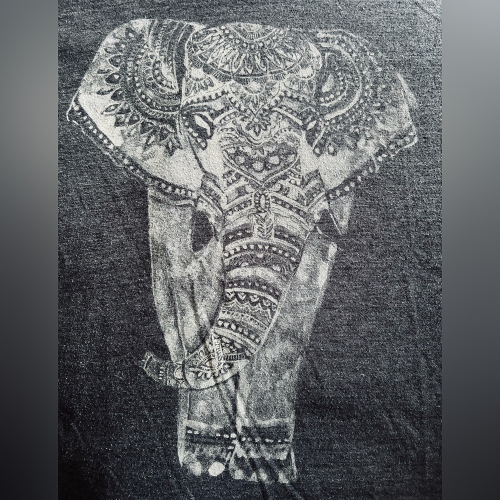 Lucky Brand Heather Grey Elephant T-Shirt - XXL